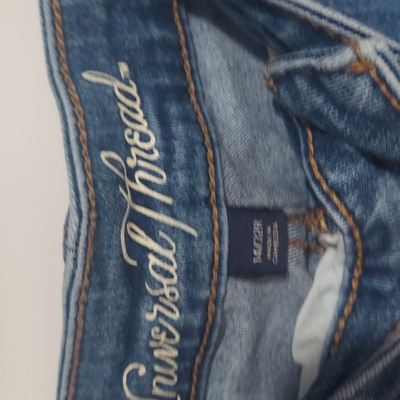 Universal Thread Jean Bundle - Picture 11 of 13